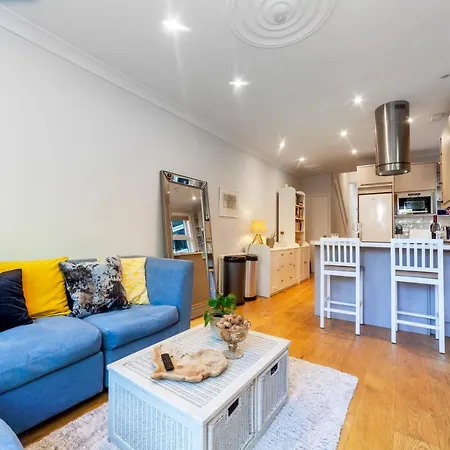 Ferienwohnung Splendid 2Br Wprivate Gdn, Fulham